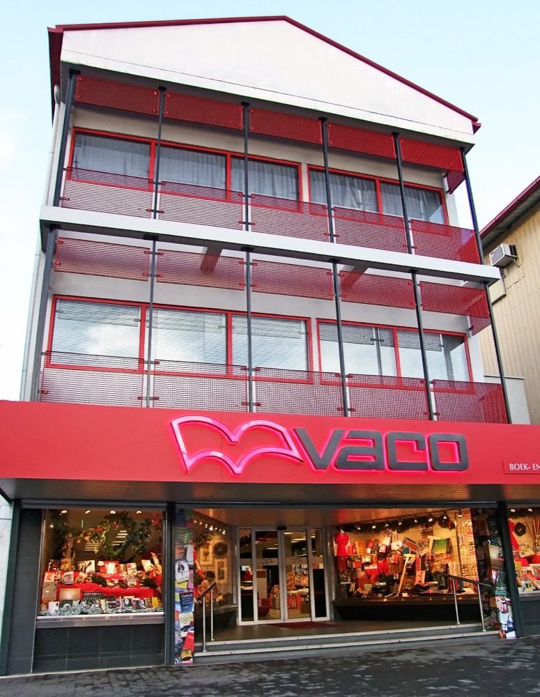 De VACO-boekhandel aan de Domineestraat
